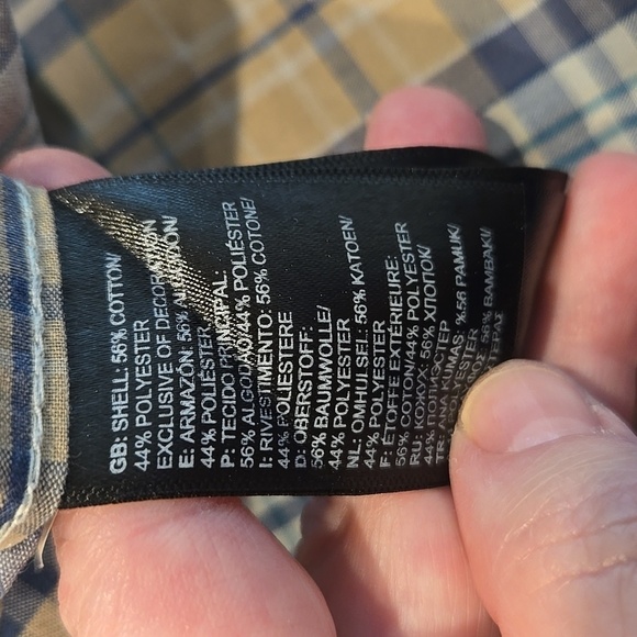 THE NORTH FACE SHORT SLEEVE PLAID BUTTON UP SHIRT. SIZE X- LARGE. BLUE/ TAN. - Picture 5 of 6